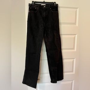Abercrombie & Fitch ‘90s relaxed jean ultra high rise